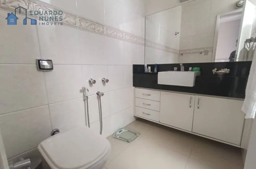 Imagem Apartamento Duplex 4 Quartos com Ar Condicionado - Suíte Master - 4 Vagas