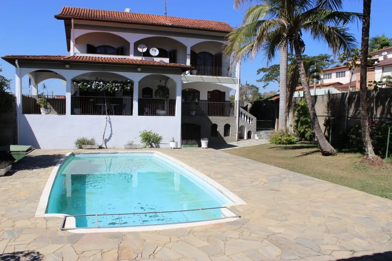 Casa à venda 4 Quartos, 1 Suite, 4 Vagas, 746.44M², Portal das Colinas, Guaratinguetá - SP