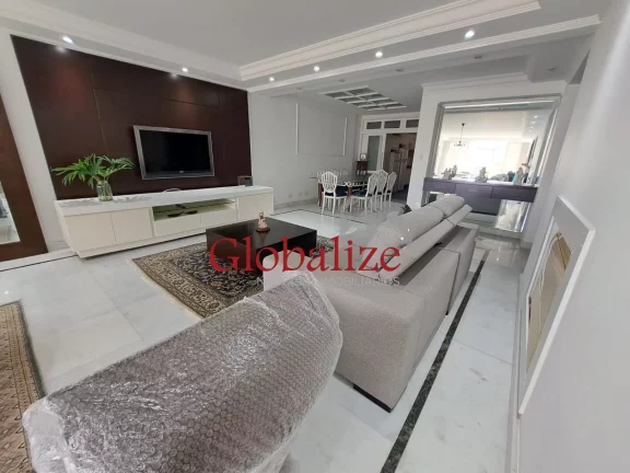 Imagem Apartameno à venda com 210m², 3 quartos, 2 suítes, 2 vagas, frente mar por R$2.700.000,00 no Boqueirão em Santos