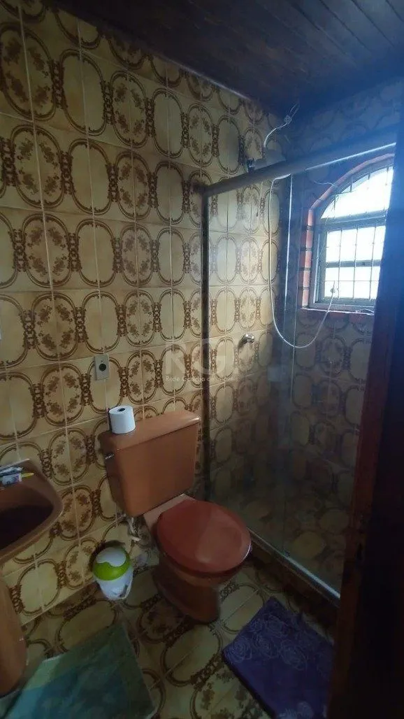 Imagem Sítio para Venda - 242m², 2 dormitórios, sendo 2 suites, 2 vagas - Itapuã