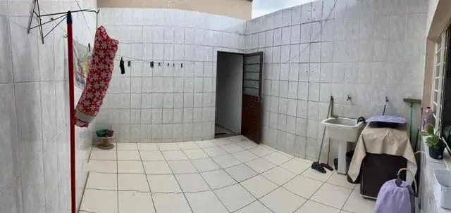 Imagem Comercial à venda 3 Vagas, 300M², Parque Senhor do Bonfim, Taubaté - SP