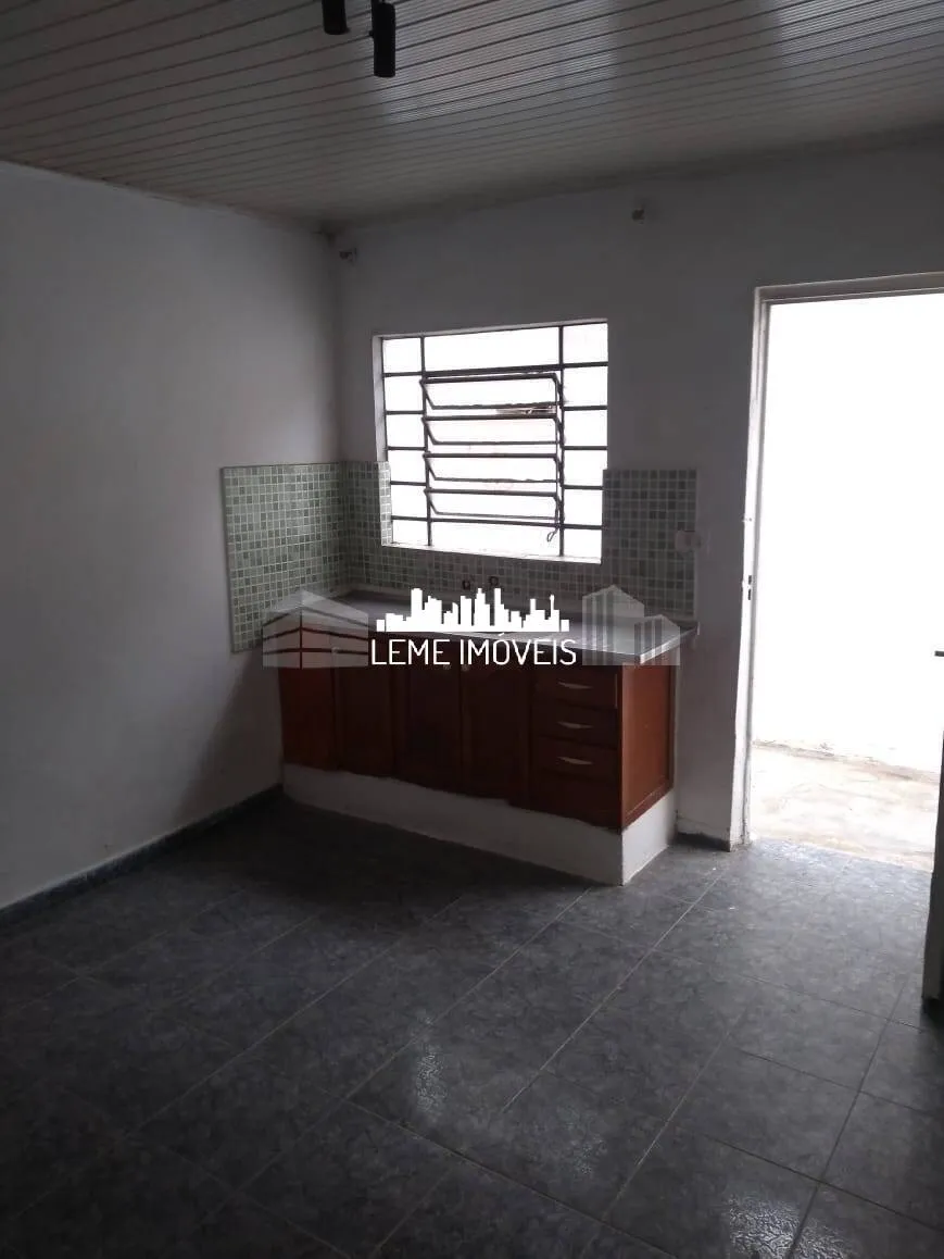 Imagem DUAS CASAS EM TERRENO MEDINDO 220,00M2 COM ESCRITURA!!!