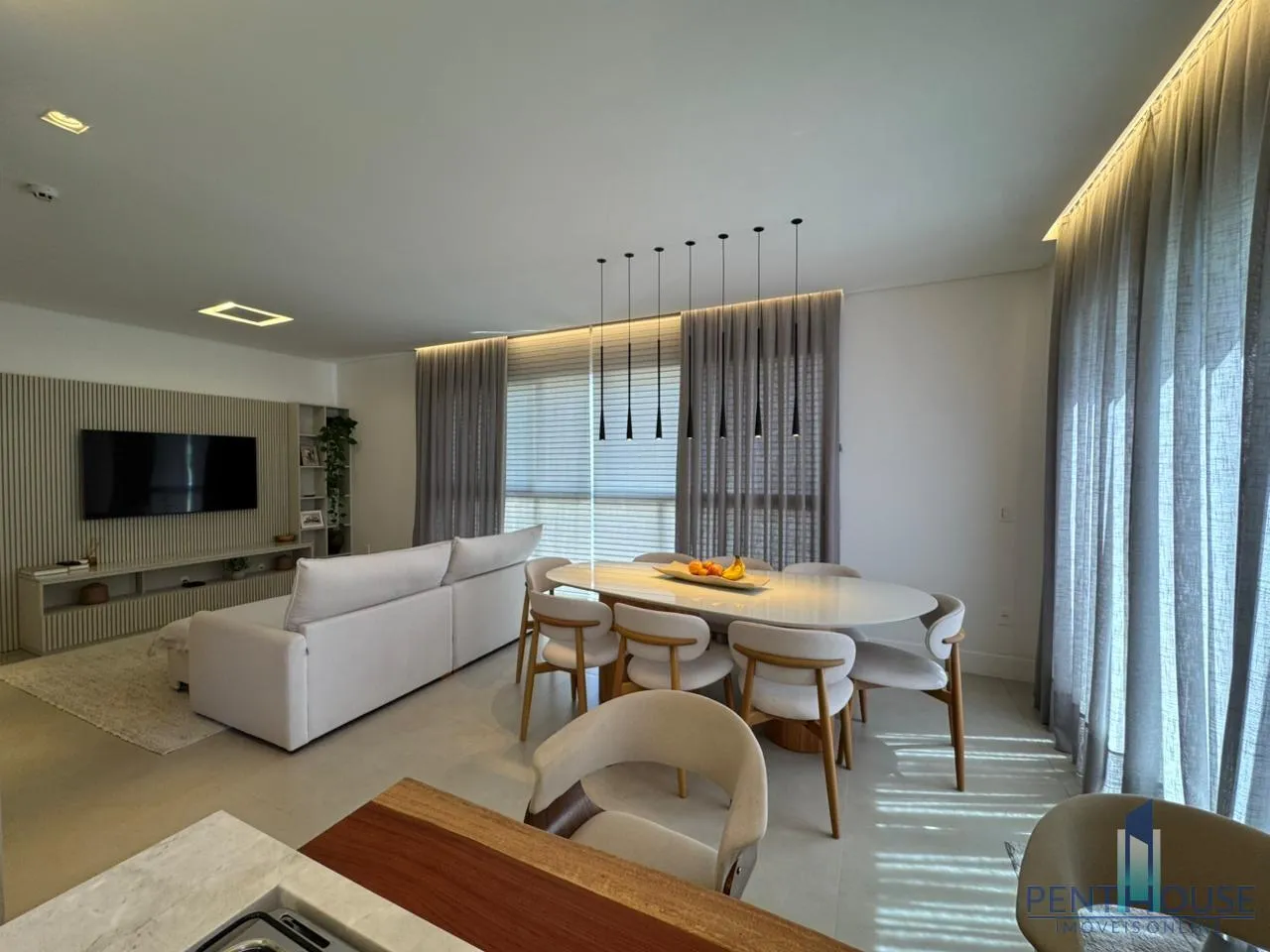 Imagem Apartamento com Terraço para Venda em Balneário Camboriú, CENTRO, 3 dormitórios, 3 suítes, 3 banheiros, 3 vagas