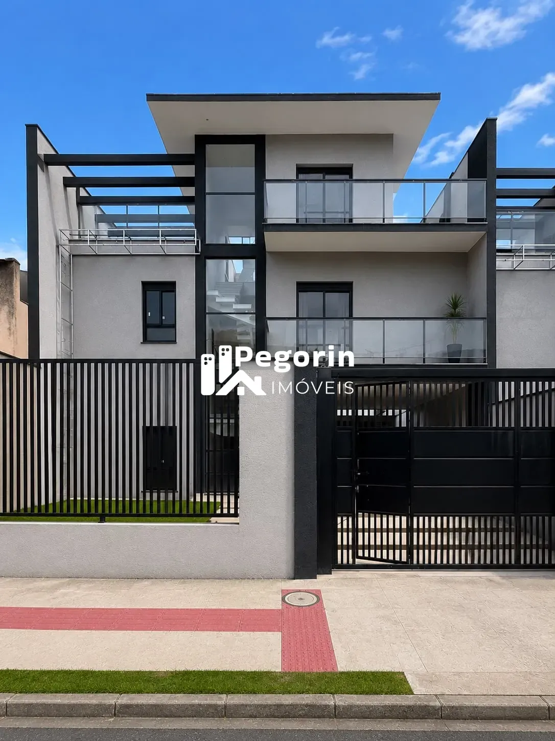 Imagem Sobado triplex São Jose dos Pinhais
