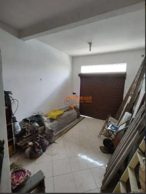 Imagem Sobrado com 9 dormitórios à venda, 220 m² por R$ 1.325.000,00 - Cidade Soinco - Guarulhos/SP