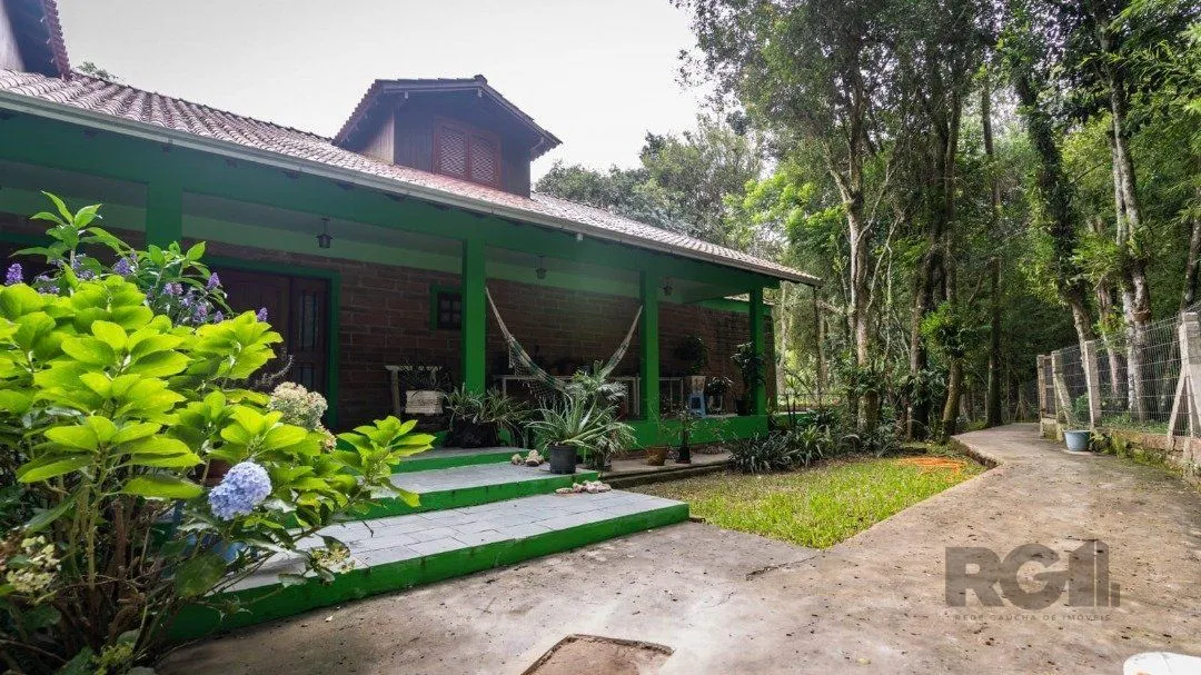 Imagem Casa em Cascata