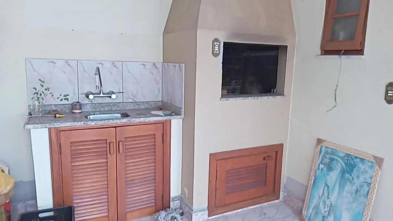 Imagem Casa 03 dormitórios, com páteo