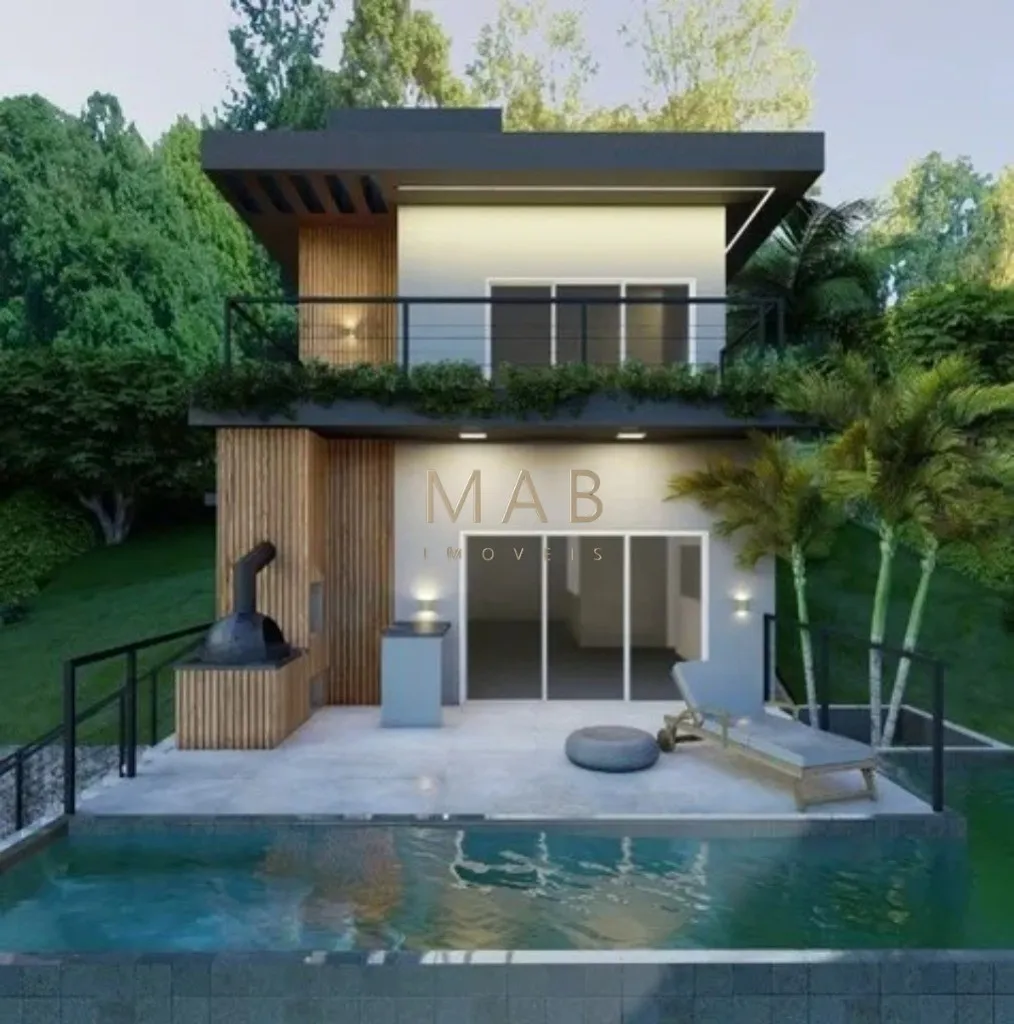 Imagem Espetacular casa à venda em Florianópolis-SC, no bairro Ingleses! 3 quartos sendo 2 suítes, 3 salas, 4 banheiros, 3 vagas de garagem, 326,00m².