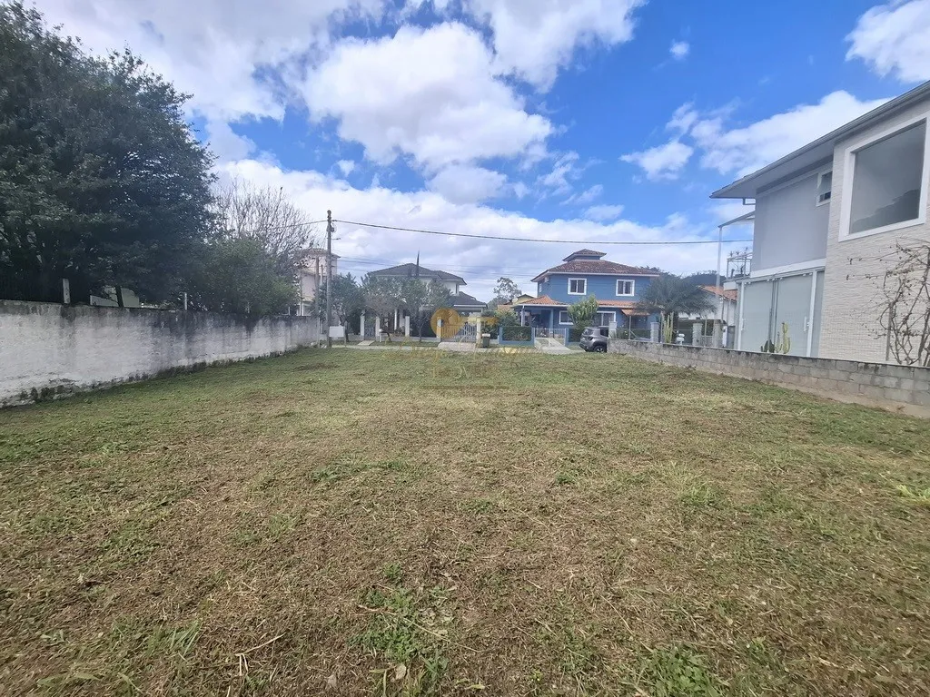 Imagem Terreno em Condomínio para Venda em Teresópolis / RJ no bairro Vargem Grande