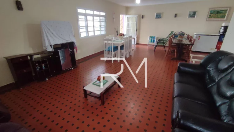 Imagem Casa com 4 dormitórios à venda, 231 m por R$ 600.000,00 - Agenor de Campos - Mongaguá/SP