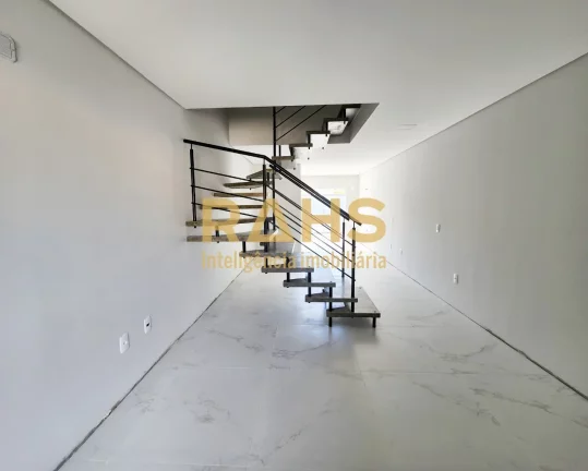 Imagem Sobrado Geminado Novo situado no bairro Bucarein, próximo ao Shopping Big! Em torno você vai encon...