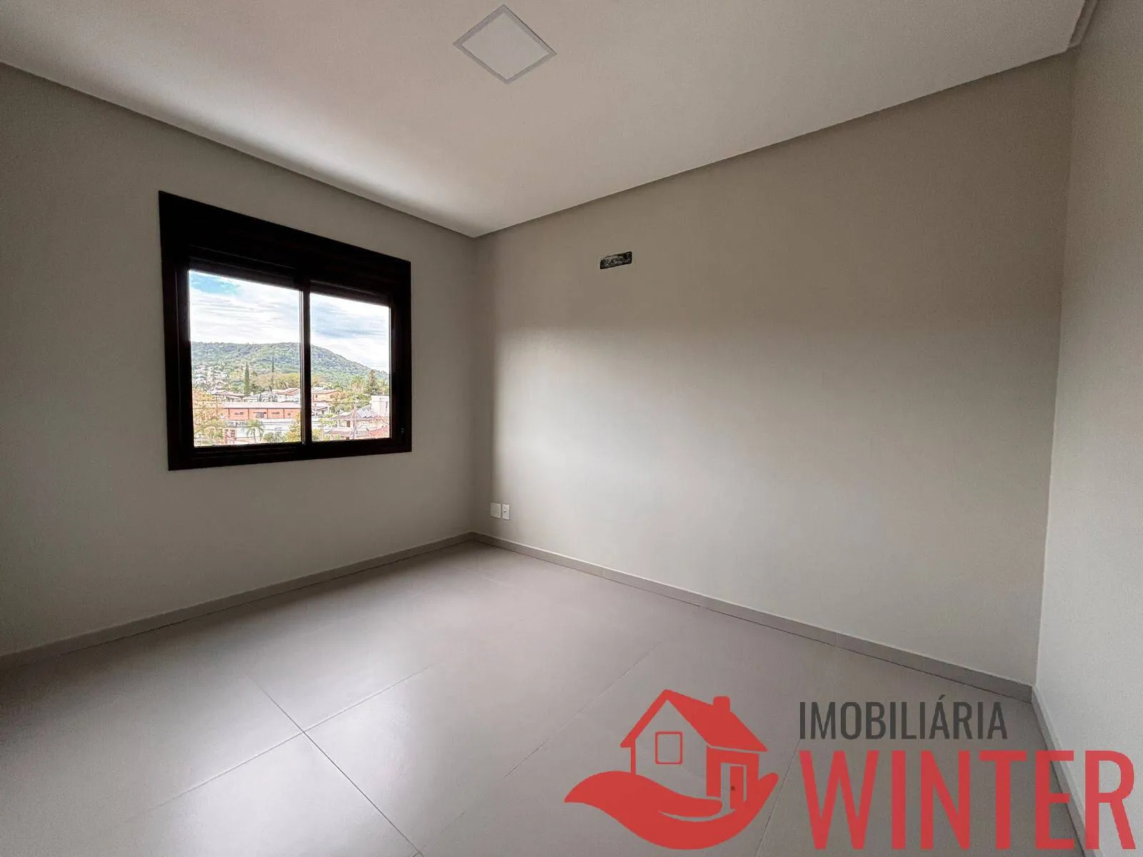 Imagem Apartamento Novo com 2 dormitórios