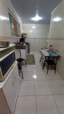 Imagem Vendo esta linda casa com quintal em Nova Friburgo.