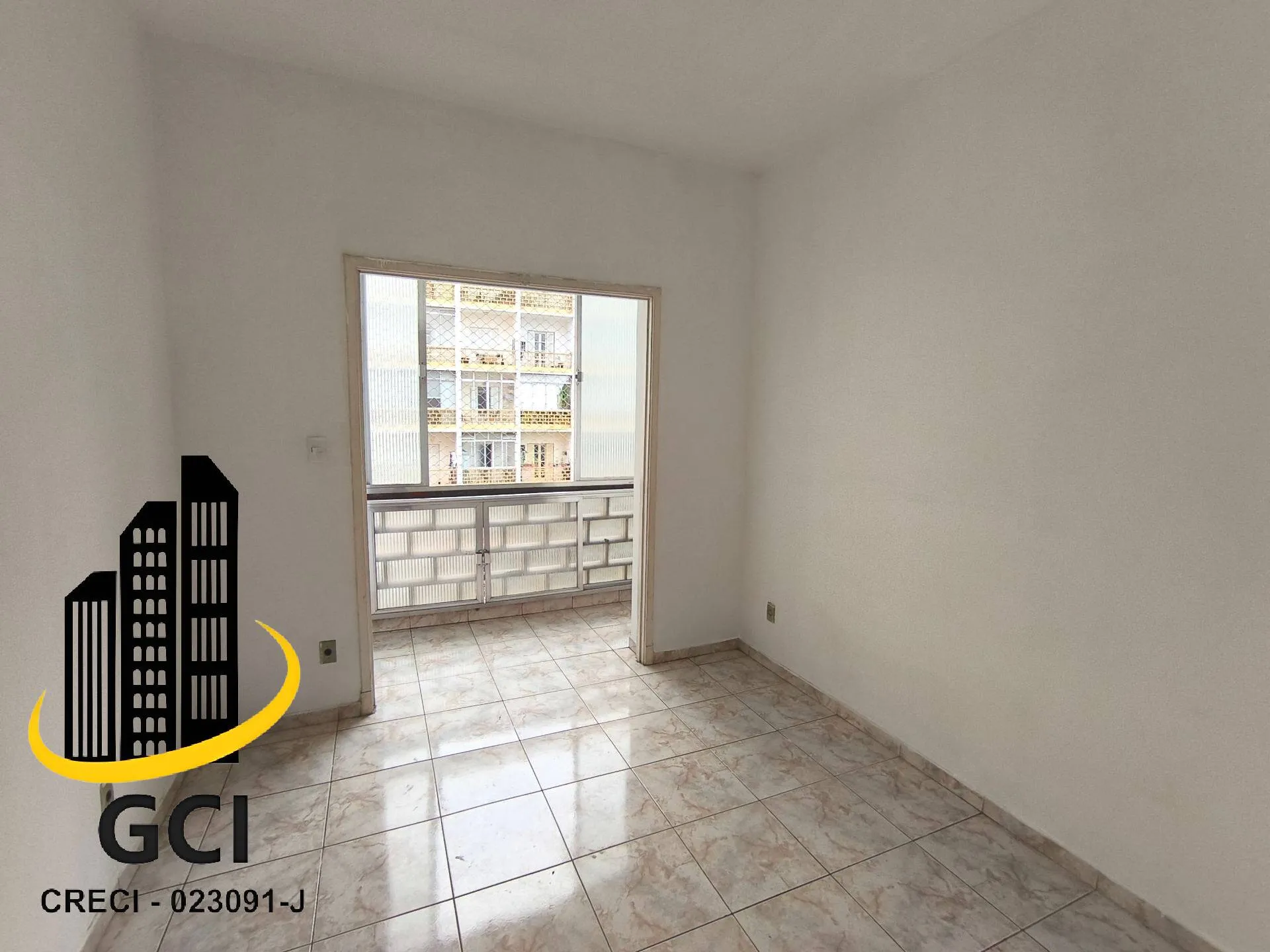 Imagem Apartamento com 01 dormitorio e sacada a venda Campos Eliseos.
