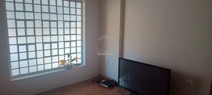 Imagem CASA A VENDA RESIDENCIAL / COMERCIAL NA REGIÃO CENTRAL DE VALINHOS/SP.