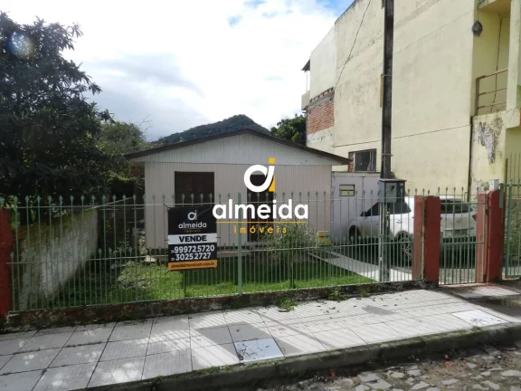 Imagem Casa 3 dormitórios à venda Km 3 Santa Maria/RS