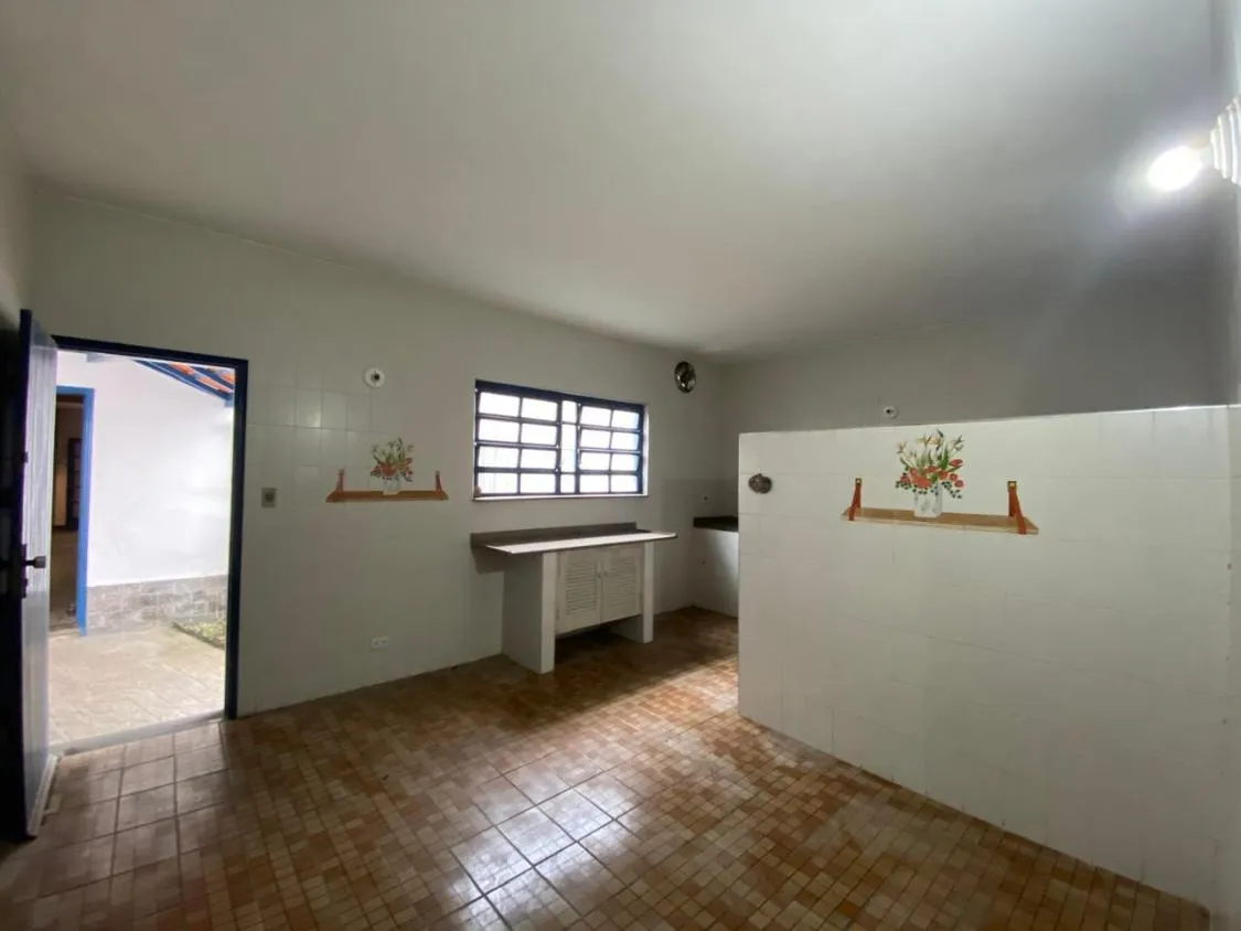 Imagem CASA INCRIVEL A 60 METROS DO MAE A VENDA NO CENTRO
