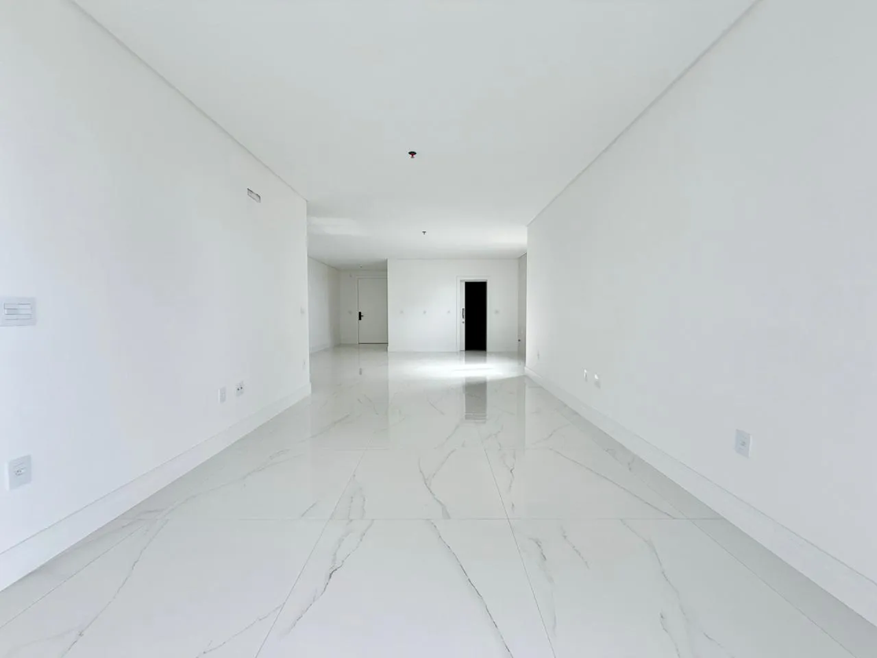 Imagem Apartamento à venda com 206m2 por R$ 3.290.000,00