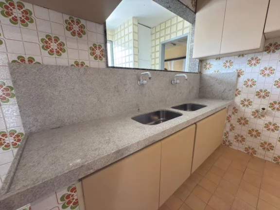 Imagem Apartamento para Venda em Recife, Boa Viagem, 3 dormitórios, 1 suíte, 2 banheiros, 2 vagas