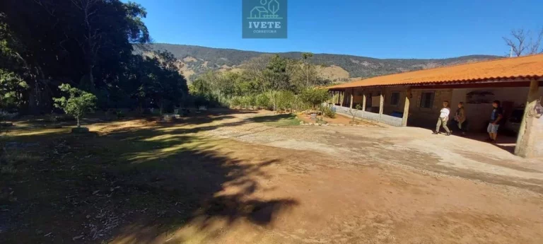 Imagem Casa no Bairro do Oratório em Socorro-SP