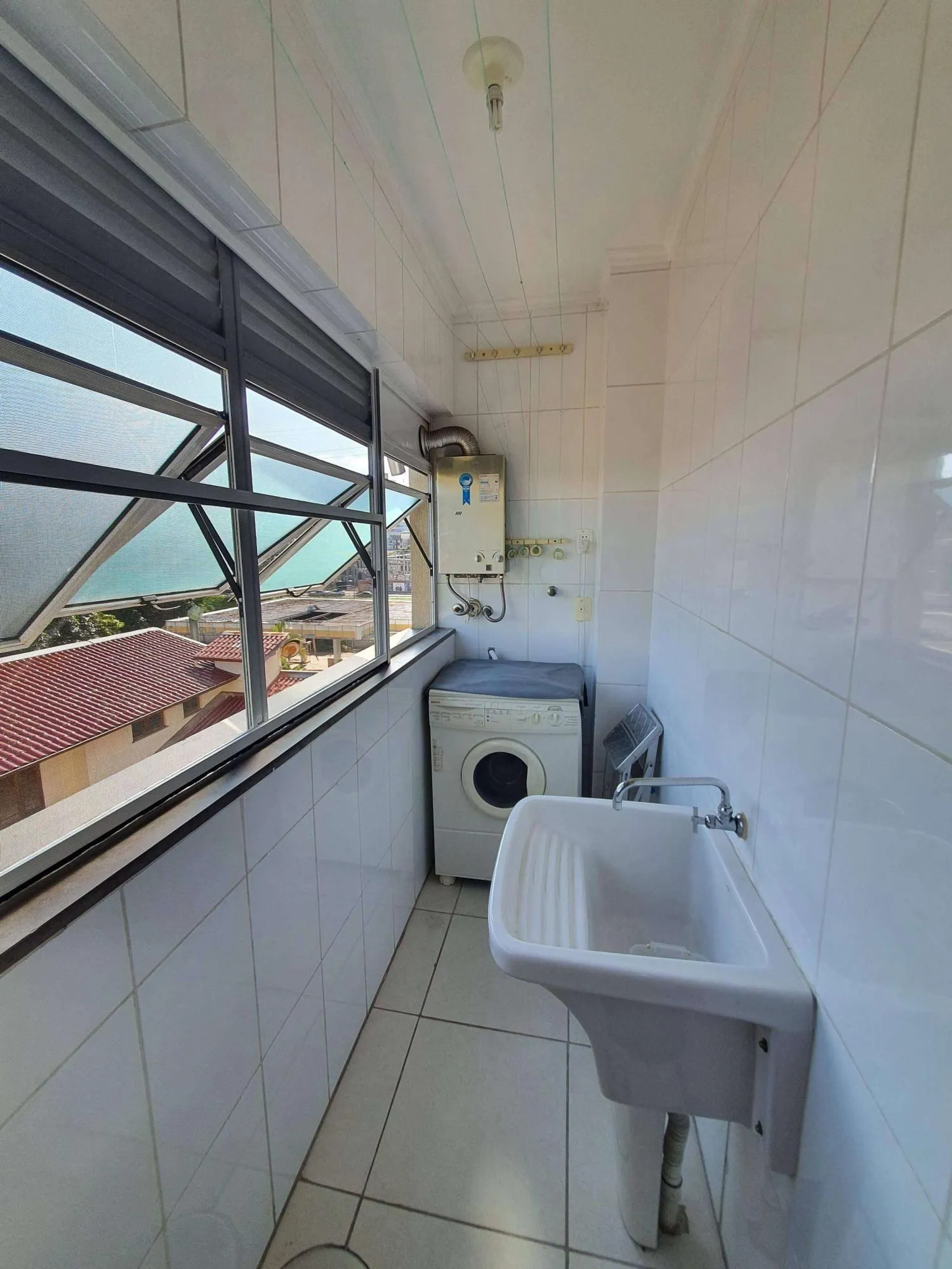 Imagem Apartamento mobiliado, pronto para morara com 2 dormitórios e 1 garagem