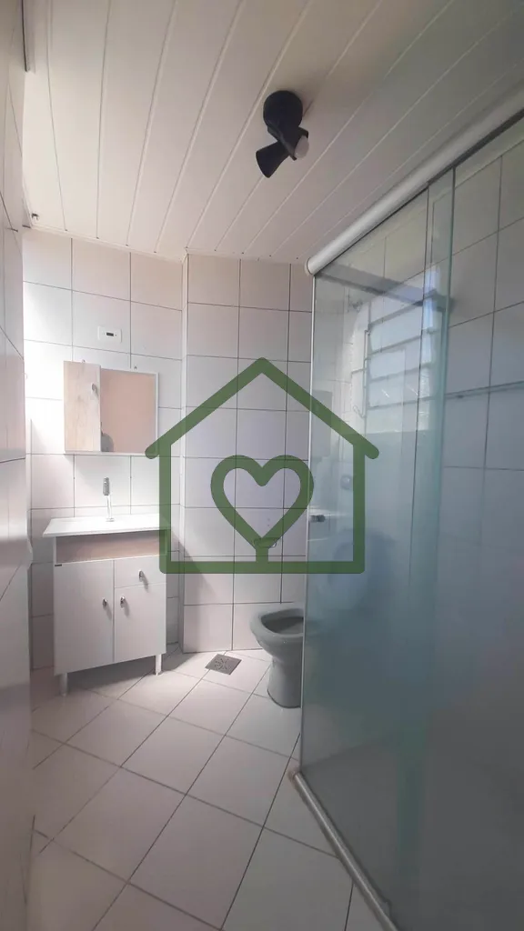 Imagem Apartamento de um dormitório à venda ou para alugar em Porto Alegre, com cozinha americana equipad...