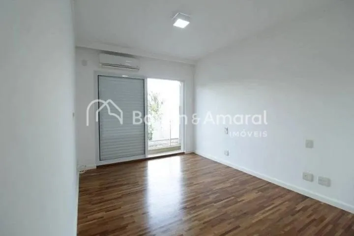 Imagem Sobrado à venda em Residencial Parque Portugal - Parque Taquaral - Campinas/SP