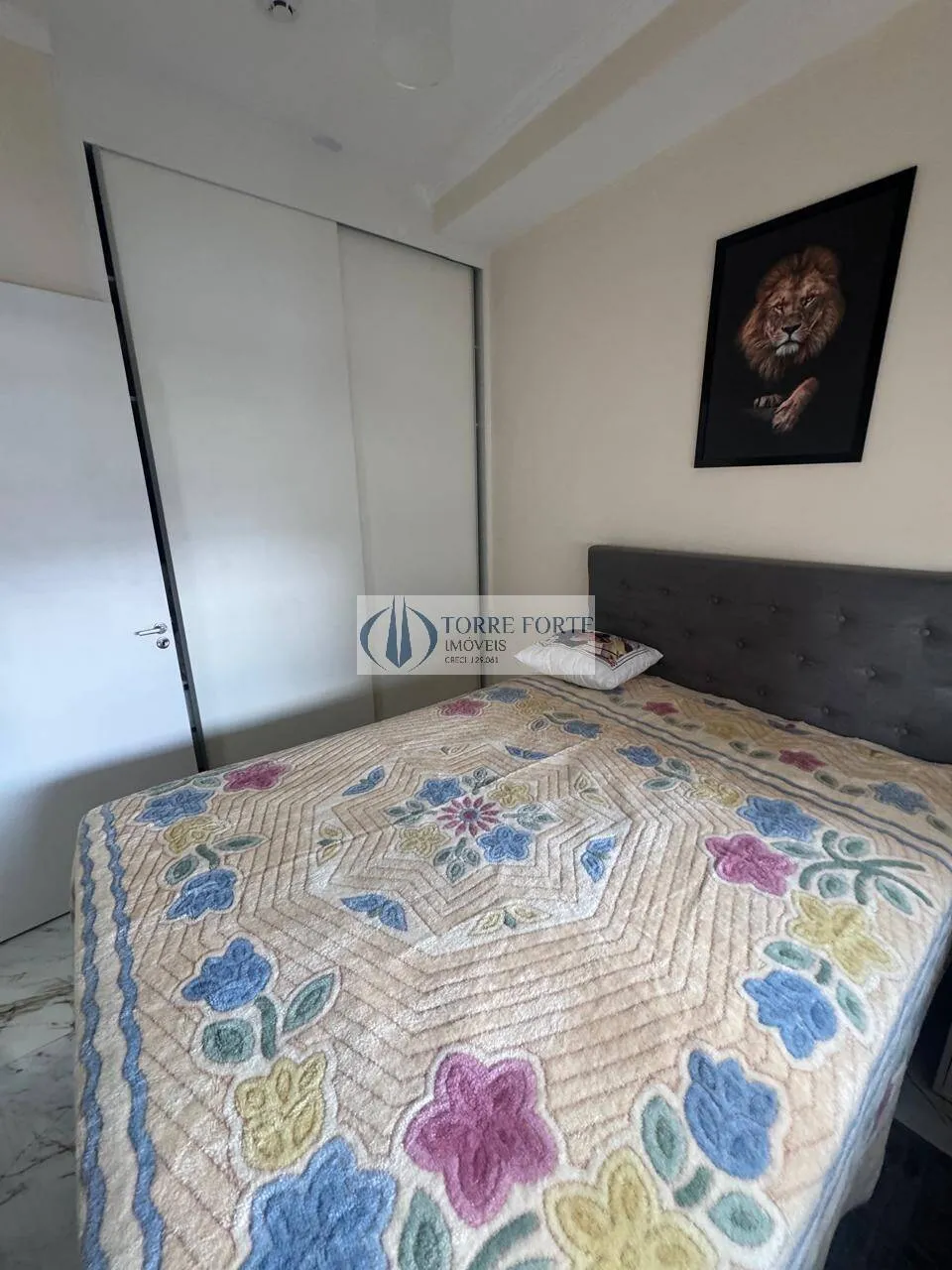 Imagem Lindo Apartamento Mobiliado com 1 dormitorio 1 vaga, varanda na Penha .