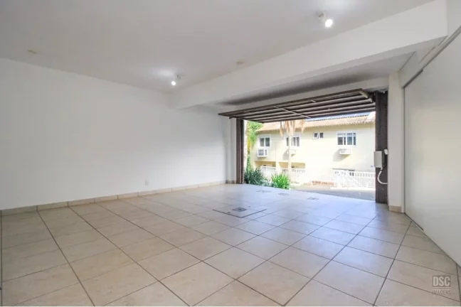 Imagem Casa em Condomínio para venda no bairro Vila Conceição em Porto Alegre
