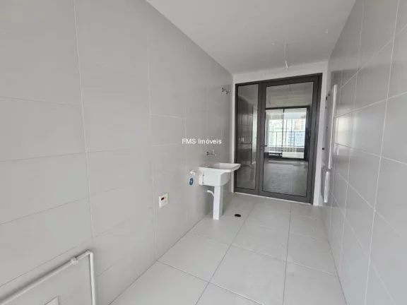 Imagem Apartamento de alto padrão com 4 Suítes no Campo Belo de 206m² e 3 Vagas de Garagem!
