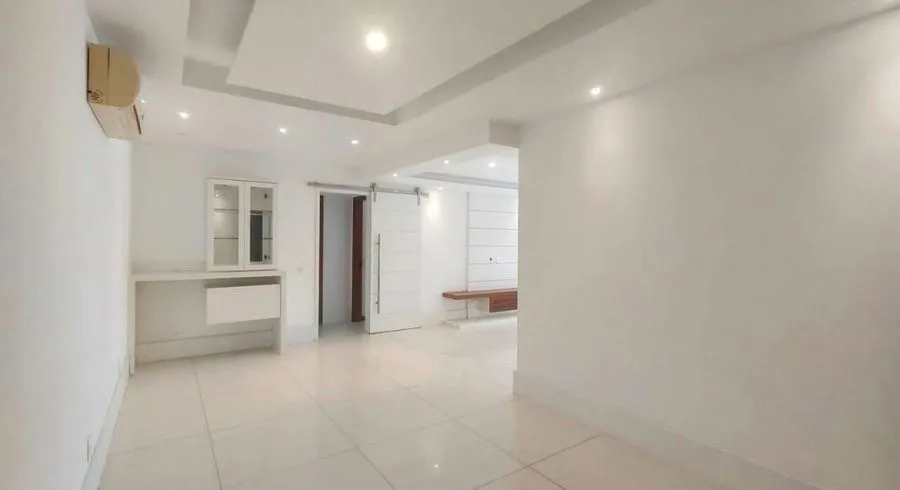 Imagem Apartamento a Venda no bairro Recreio dos Bandeirantes - Rio de Janeiro, RJ
