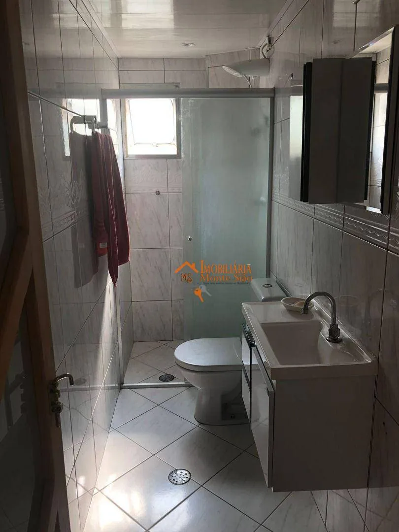 Imagem Apartamento com 2 dormitórios à venda, 61 m² por R$ 276.000,00 - Centro - Guarulhos/SP