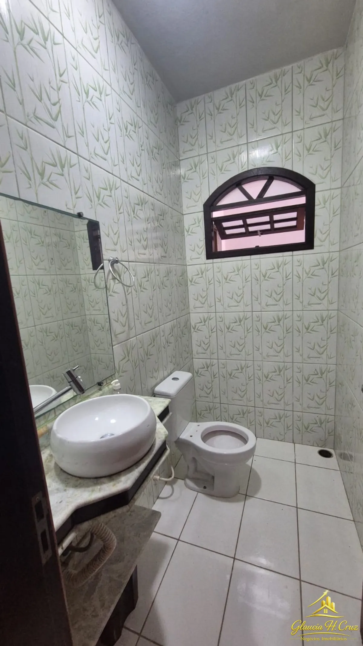 Imagem Seu Novo Lar no Balneário Forest! Casa à Venda a Poucos Minutos da Praia e do Centro