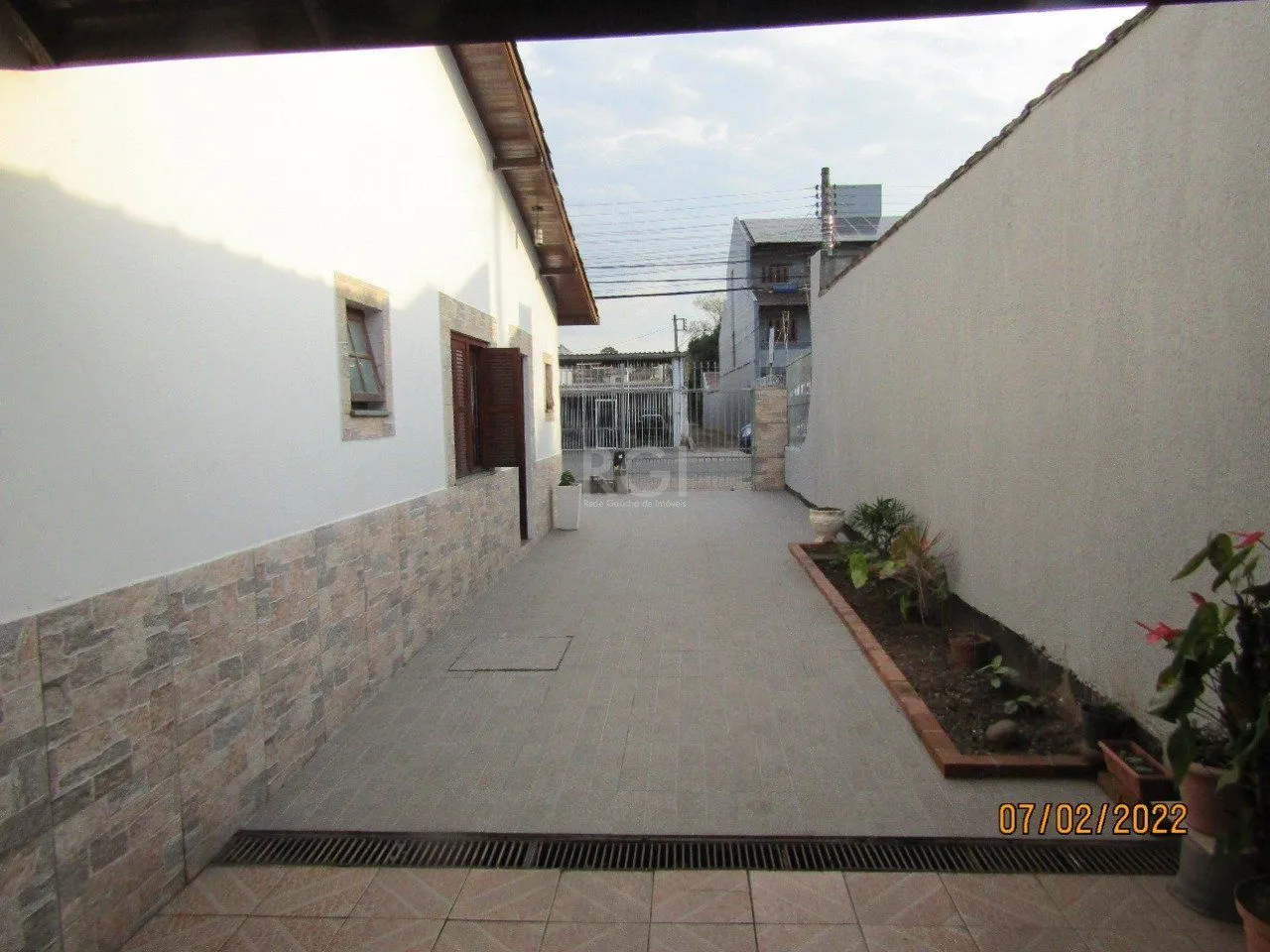 Imagem Casa para Venda - 154.78m², 3 dormitórios, sendo 1 suites, 3 vagas - Camaquã