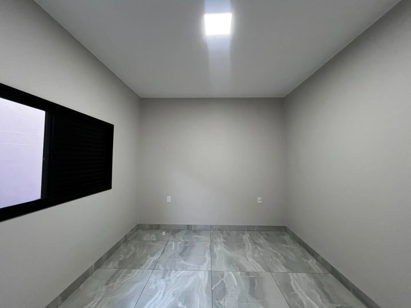Imagem Casa com 3 dormitórios à venda, 201 m² por R$ 750.000,00 - Afonso Queiroz - Patos de Minas/MG