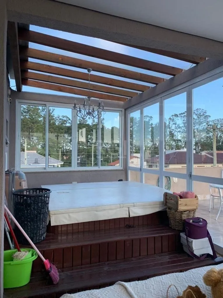 Imagem Sobrado para Venda - 300m², 3 dormitórios, sendo 2 suites, 1 vaga - Hípica Jardins Do Prado