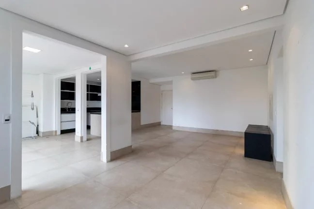Imagem Apartamento à venda em São Paulo, Vila Nova Conceição, com 2 quartos, 112m2