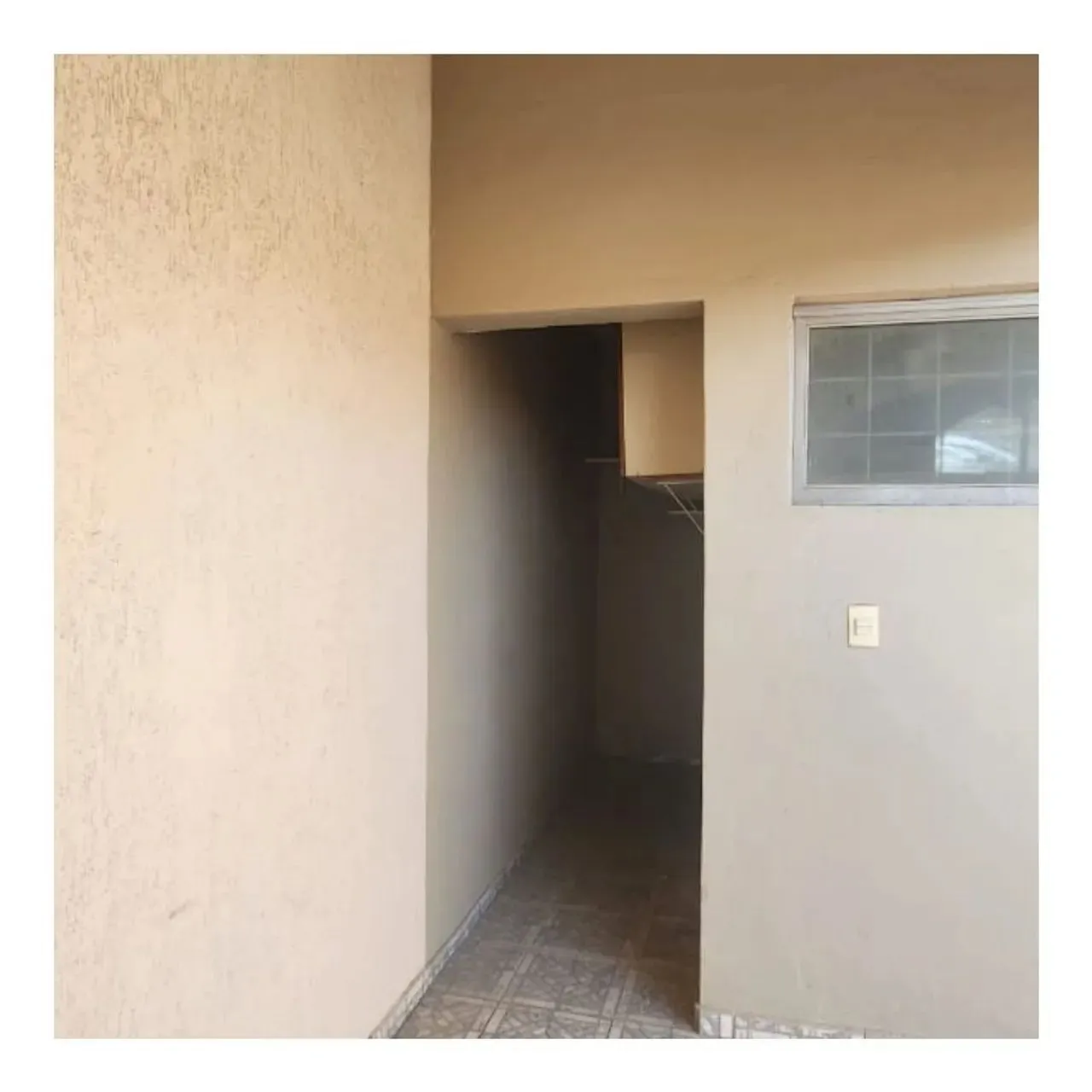Imagem Casa à venda em Sorocaba-SP: 3 quartos, 2 suítes, 1 sala, 3 banheiros, 2 vagas de garagem - Jardim Piazza Di Roma, 150m². Venha conferir!