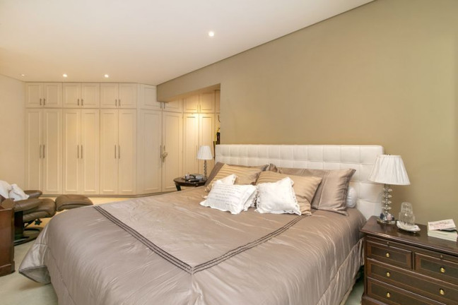 Imagem Apartamento com 4 Quartos à Venda,  em Paraíso do Morumbi - São Paulo