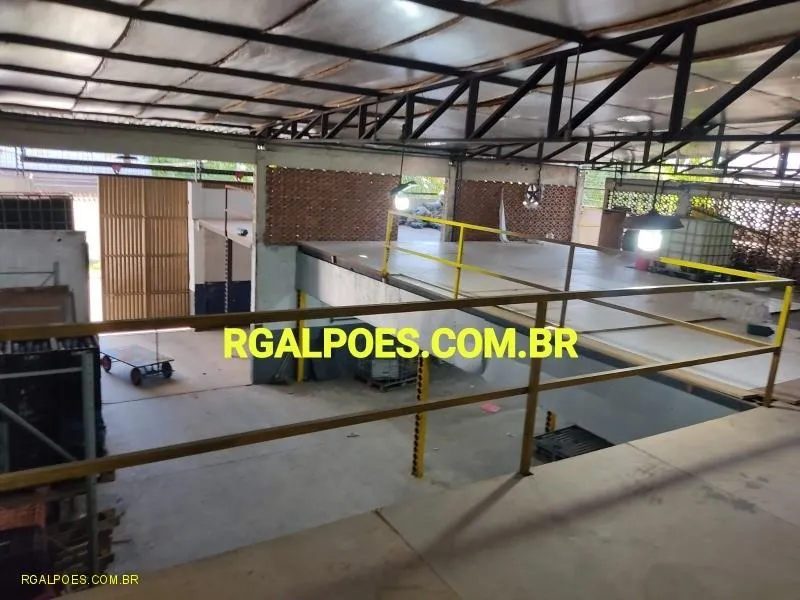 Imagem Galpão para Venda em DUQUE DE CAXIAS, Figueira, 2 banheiros