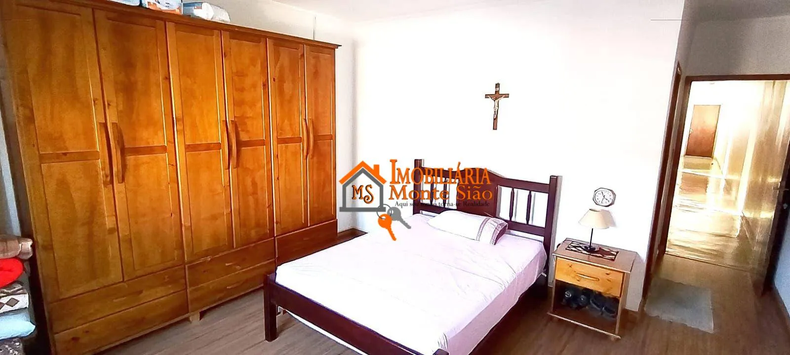 Imagem Sobrado com 4 dormitórios à venda, 350 m² por R$ 950.000,00 - Vila Augusta - Guarulhos/SP