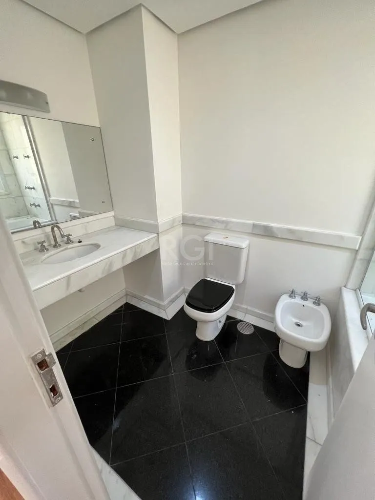 Imagem Loft para Venda - 77.78m², 1 dormitório, sendo 1 suites, 2 vagas - Moinhos de Vento