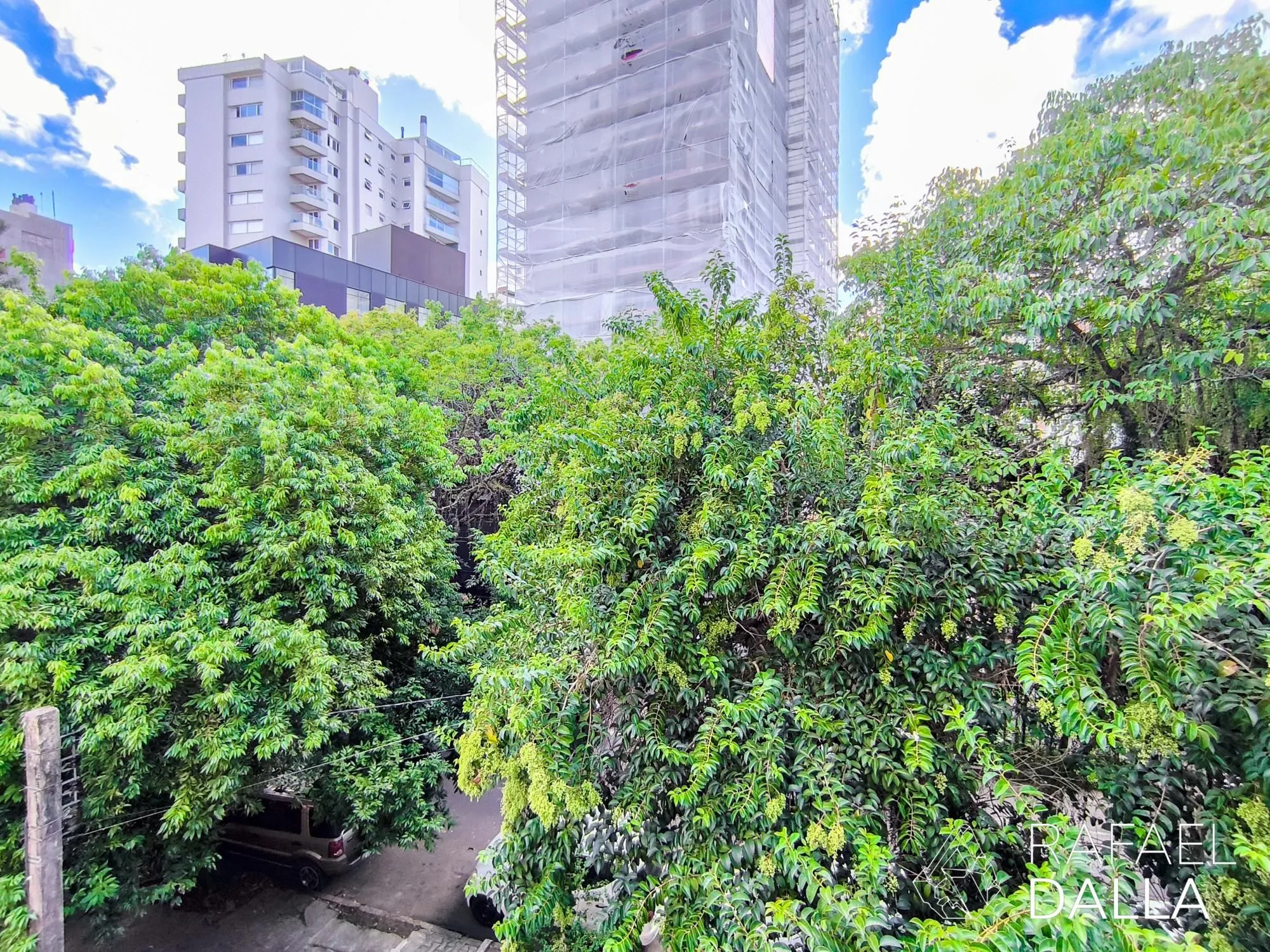 Imagem Apartamento Amplo de 3 Dormitórios na Cândido Silveira com Alta Rentabilidade