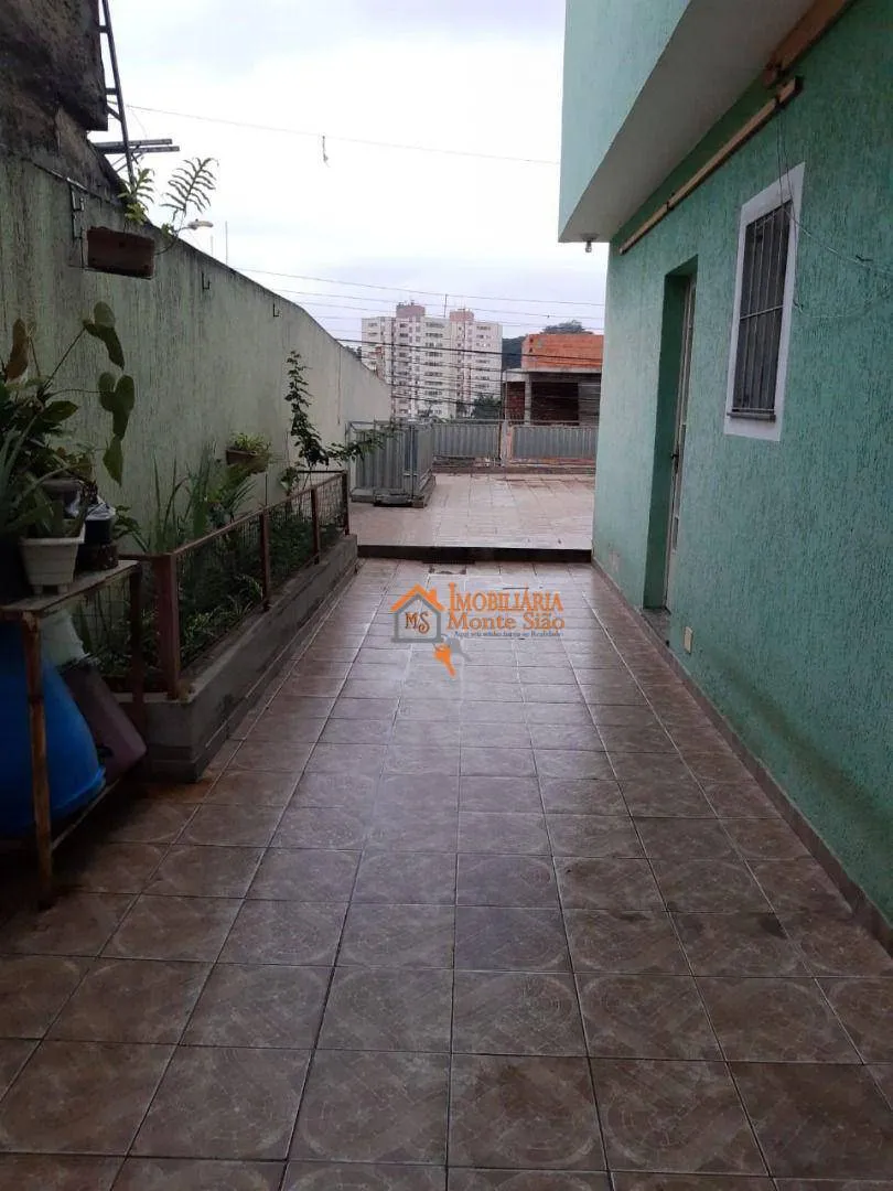 Imagem Casa com 3 dormitórios à venda, 179 m² por R$ 700.000,00 - Picanço - Guarulhos/SP