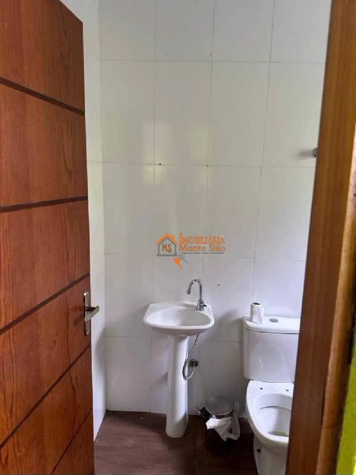 Imagem Sobrado com 3 dormitórios à venda, 200 m² por R$ 630.000,00 - Bonsucesso - Guarulhos/SP