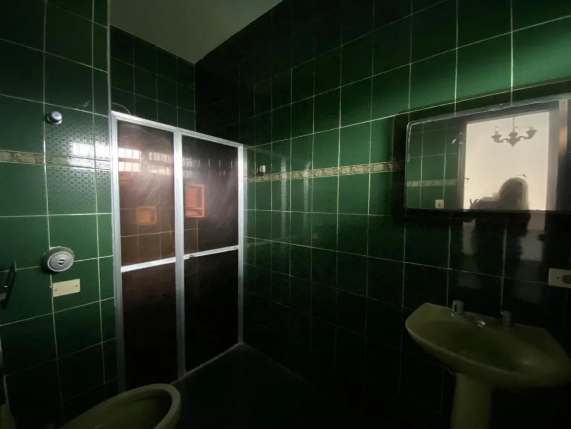 Imagem CASA INCRIVEL A 60 METROS DO MAE A VENDA NO CENTRO