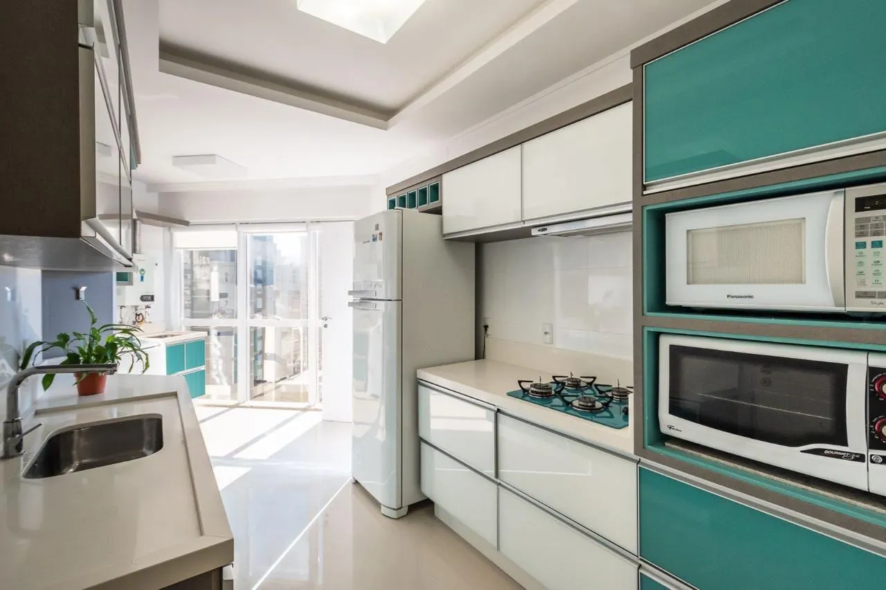 Imagem Apartamento com vista para o mar à venda com 202m2 por R$ 3.900.000,00