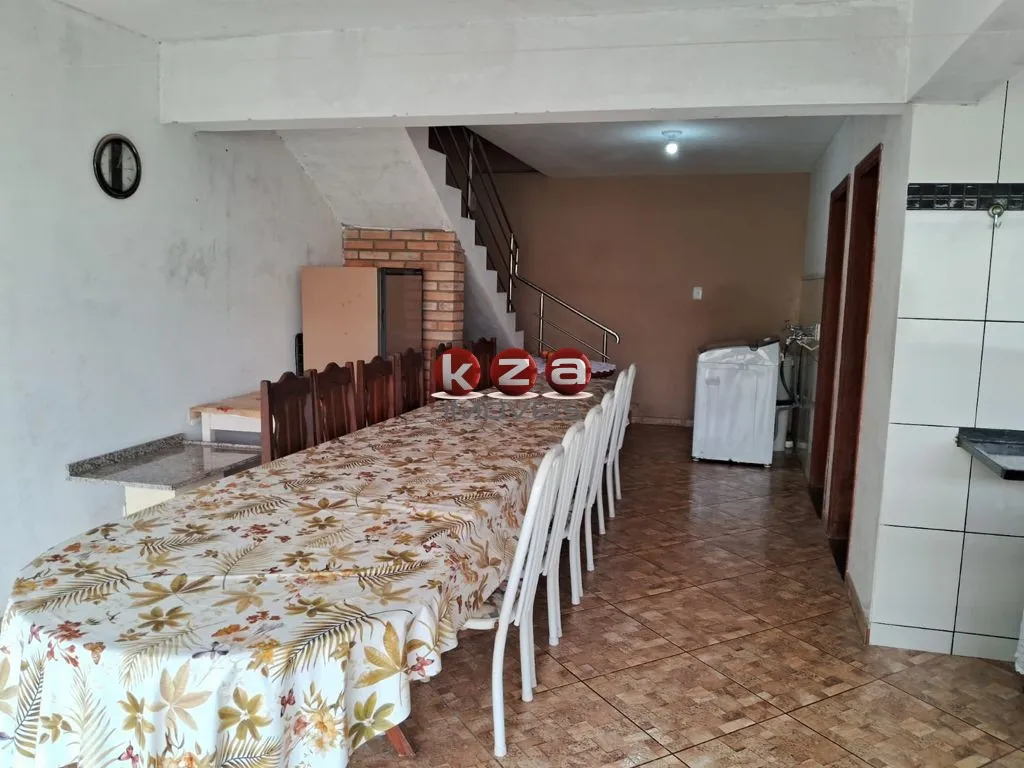 Imagem Excelente oportunidade! Casa à venda em Valinhos-SP, bairro São Cristovão: 3 quartos, 1 suíte, 2 salas, 3 banheiros, 3 vagas de garagem, 200 m².