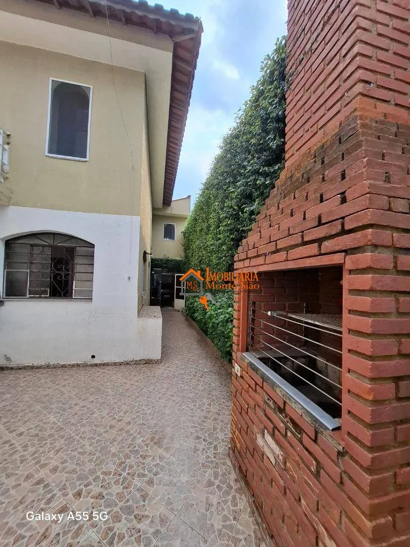 Imagem Sobrado com 3 dormitórios à venda, 188 m² por R$ 650.000,00 - Vila Galvão - Guarulhos/SP