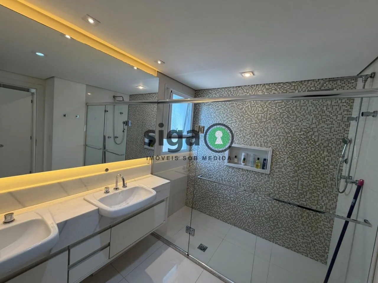 Imagem Apartamento a venda no Panamby, com 4 quartos e 4 vagas
